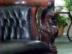 detail — Who made this parlor set ???