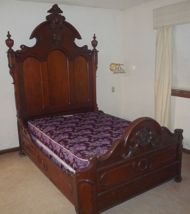 mallard2 — Prudent Mallard Bed at auction