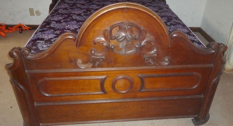 mallard3 — Prudent Mallard Bed at auction