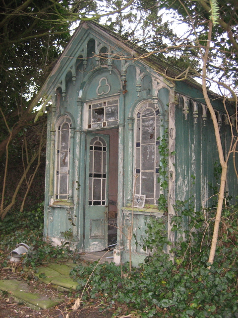 xmas08 017 — Victorian Organ House