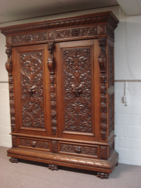 009 — Auction Three Piece Horner Brothers Bedroom Suite