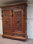 009 — Auction Three Piece Horner Brothers Bedroom Suite