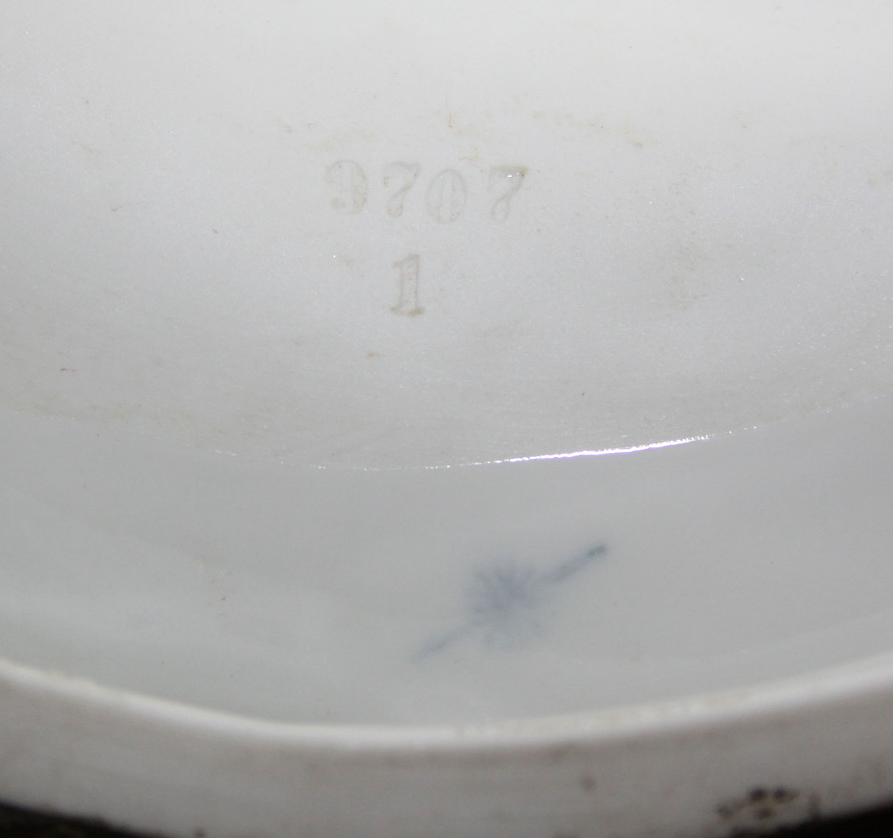 Attachment from “Art Nouveau Amphora? Vase”