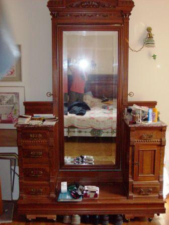 Dresser 2 — Need help to identify