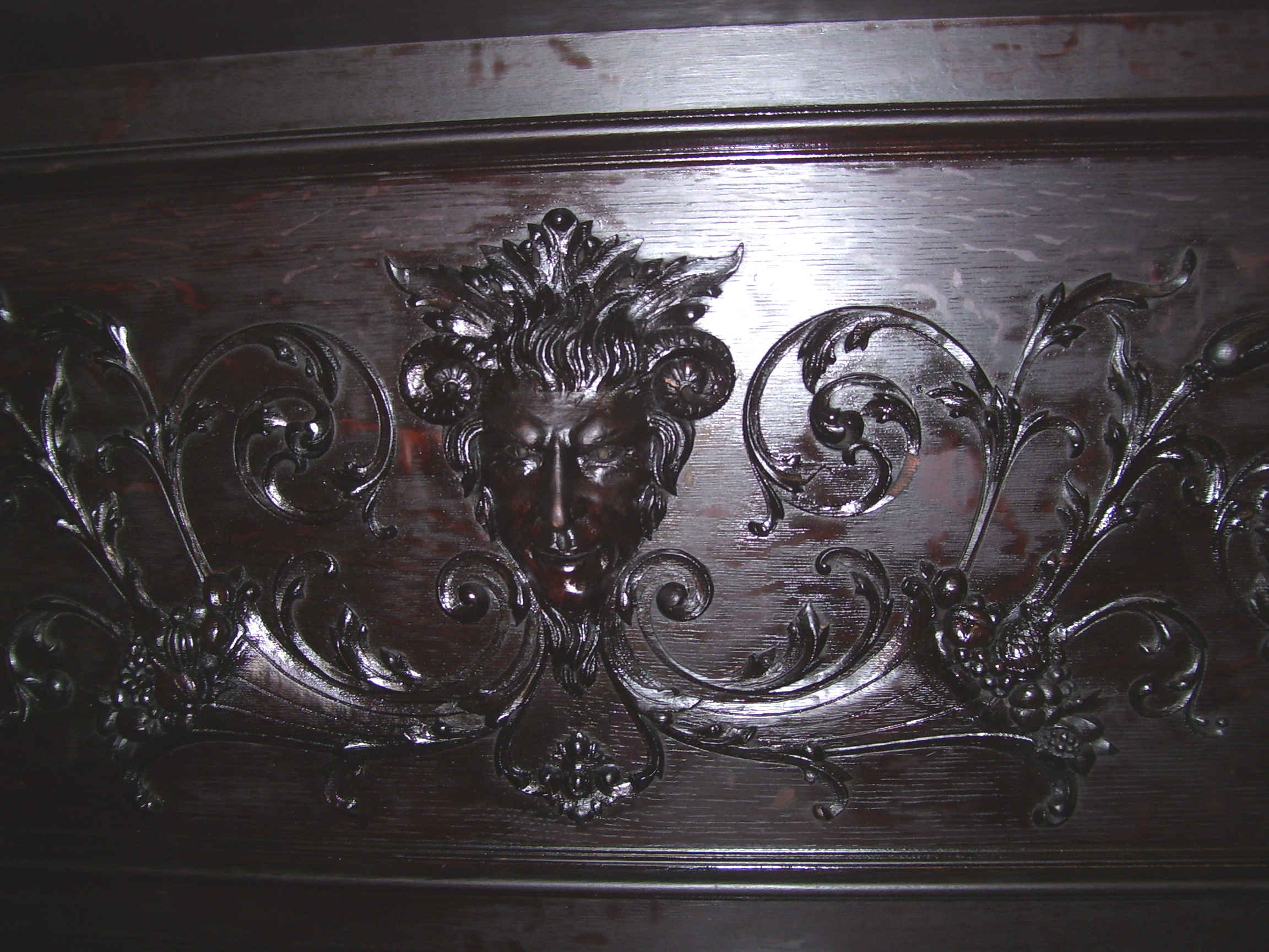 100 4620 — Is this sideboard Horner? 