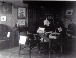 1896   Ballantyne Hse   sitting room (6) — Does anyone have information about this table?