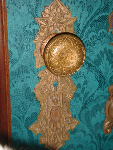 mccc plate & knob 3 — Brass/Bronze Victorian hardware