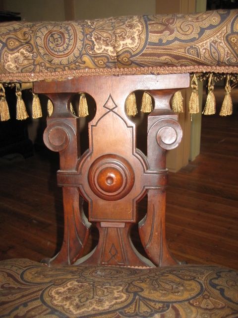 Attachment from “Unusual Chair Attribution?”