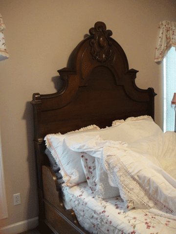 bed4 — mallard bed??? pics