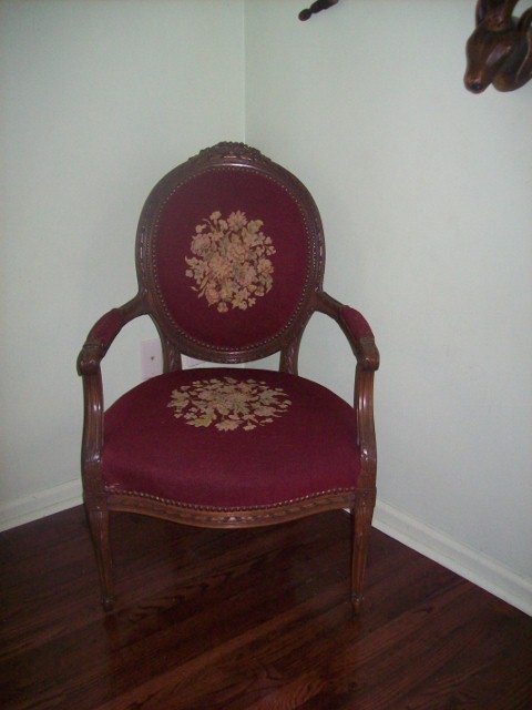 100 0752 (480x640) — Parlor chair