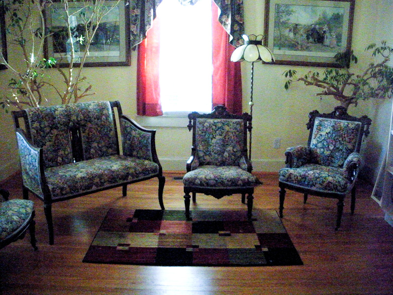 Nature 211 — Parlor set...any thoughts on this?