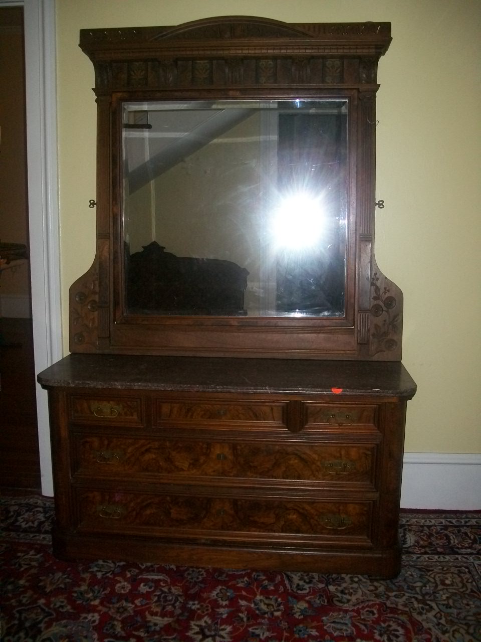 024 — Herter Dresser & Wash Stand?