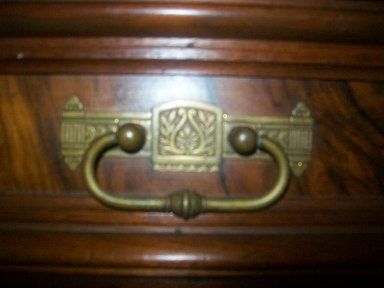028 — Herter Dresser & Wash Stand?