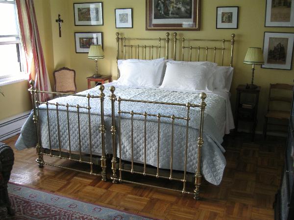 Brass Beds 2 — Aesthetic brass bed