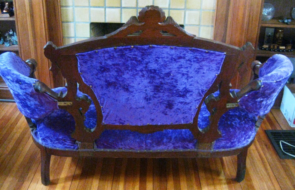 POST Back — Information needed on my Special Find (1800s Couch)
