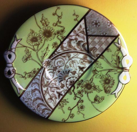 Fake Plate1SMALL — Help with aesthetic transferware pattern