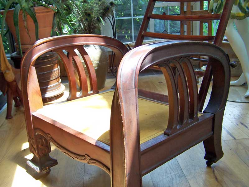 100 1234 — Nouveau Antique Resource?