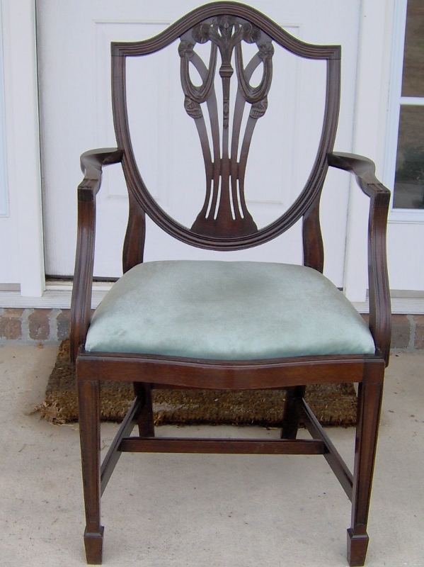 IM000121 (599x800) — Dining set - CR LTD chairs