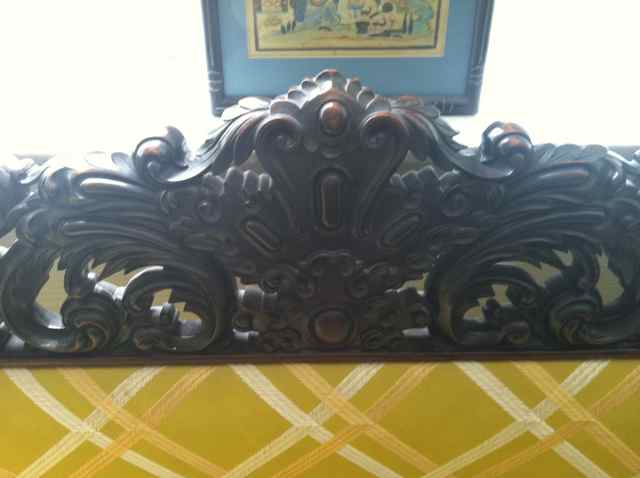Attachment from “Help identifying a sofa”