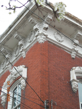brackets — My Italianate in Salem part deux
