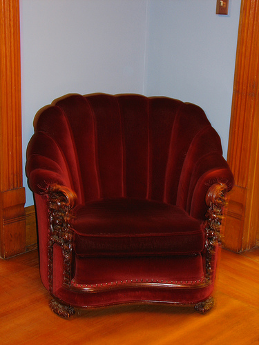 Chair front view.2 — please help identify sofa/sette and chair